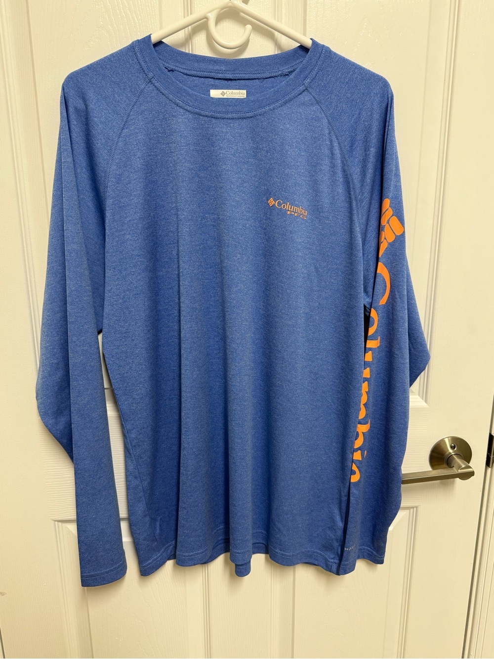 Columbia Men’s Long Sleeve Performance tee